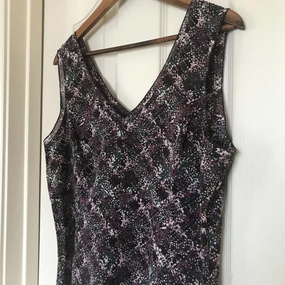 Axcess by Liz Claiborne V-Neck Sleeveless Blouse - Picture 5 of 13